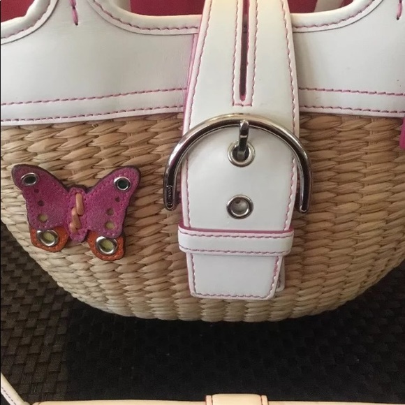 Coach white flower bucket strawWristlet wallet SET - Picture 3 of 8